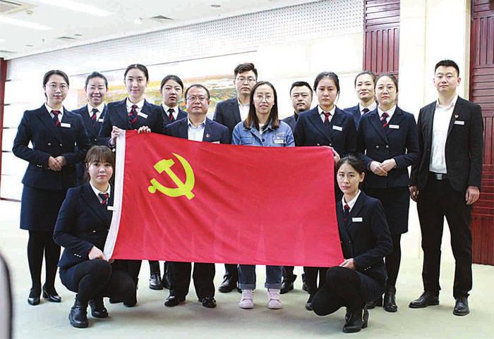 救援受困的萌兔