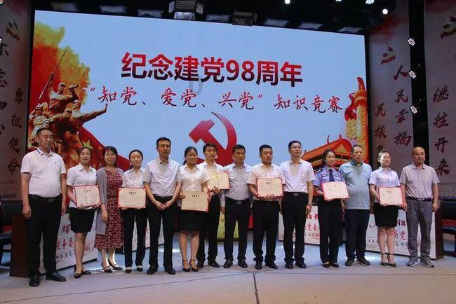 逃出上锁的现代房间2