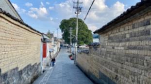 哪吒L曝光,搭冰箱彩电大沙发,跟理想L6抢客户?